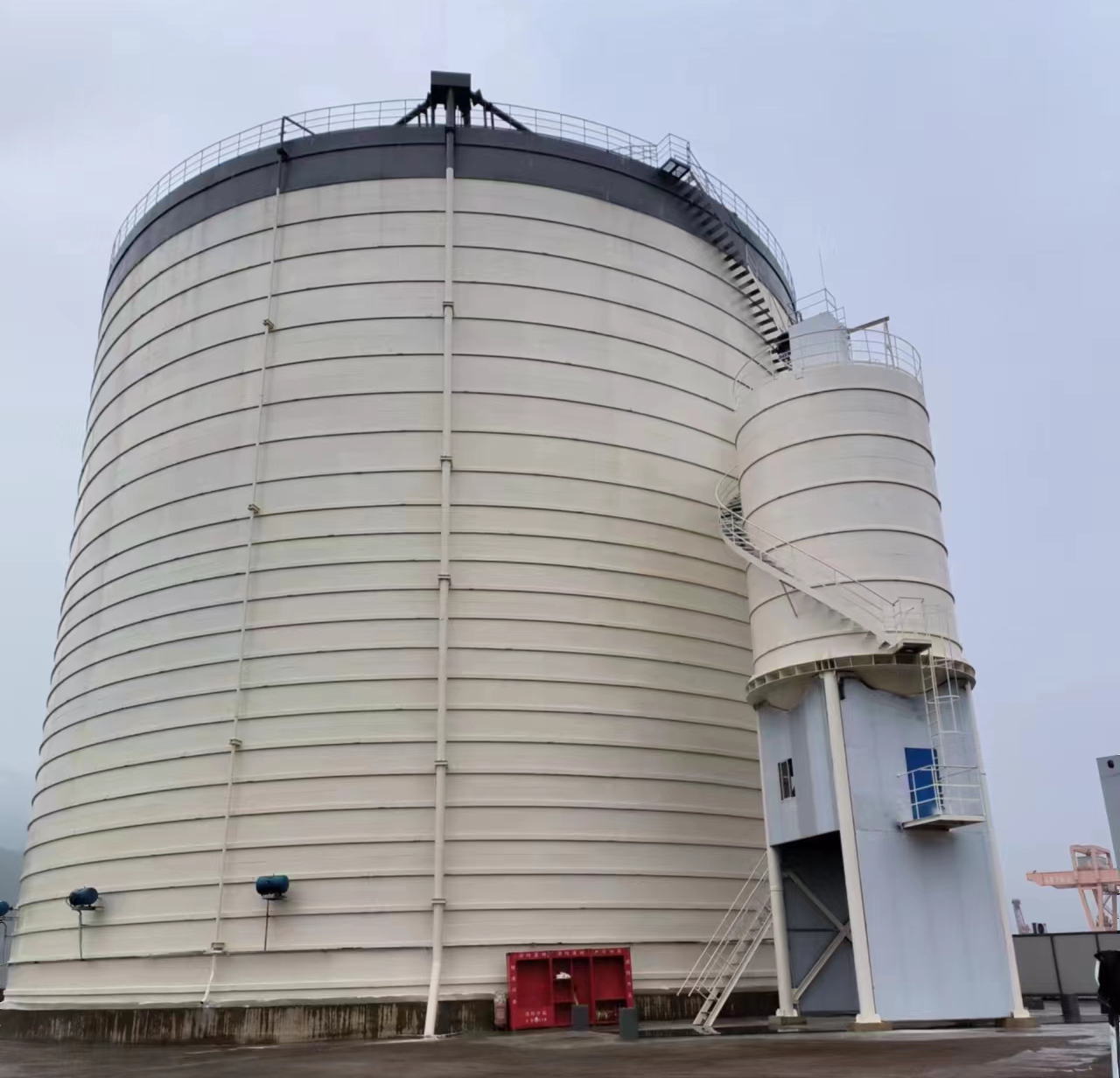 昌化镇10万吨水泥钢板库